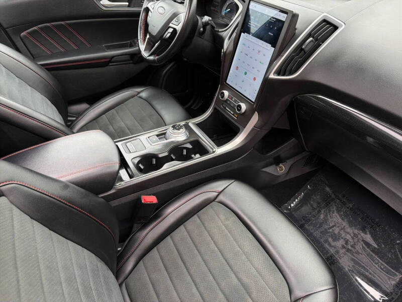 2021 Ford Edge ST-Line