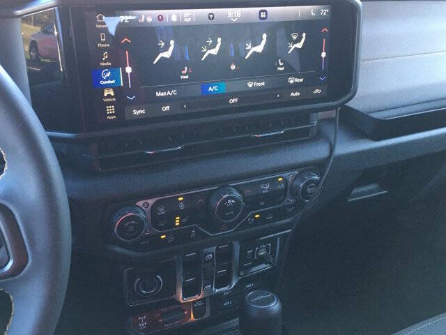 2024 Jeep Gladiator Willys