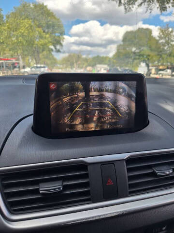 2018 Mazda MAZDA3 Touring