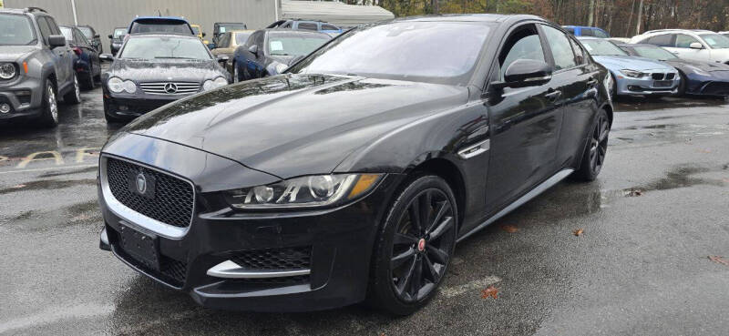 2017 Jaguar XE 35t R-Sport