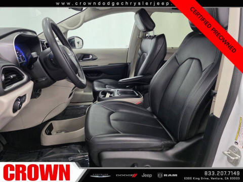 2024 Chrysler Pacifica Touring L