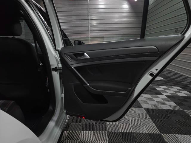 2021 Volkswagen Golf GTI Autobahn