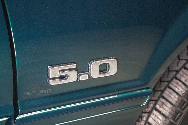 1990 Ford Mustang