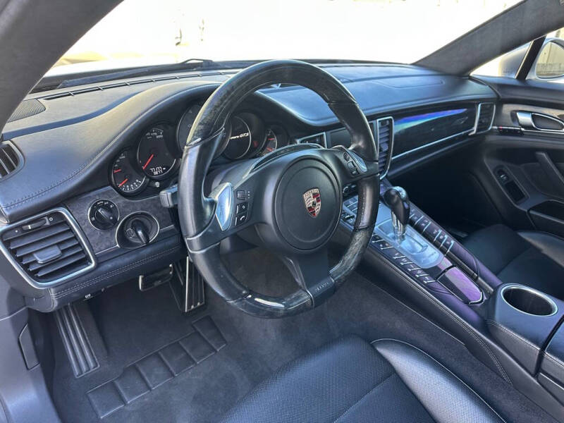 2013 Porsche Panamera GTS