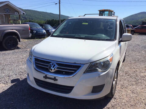 2011 Volkswagen Routan for sale at Troy's Auto Sales in Dornsife PA