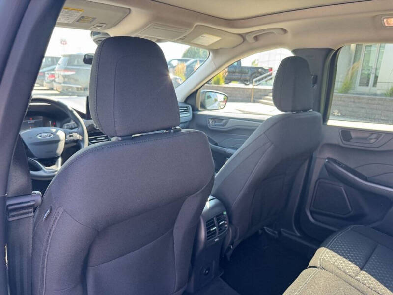 2025 Ford Escape Active