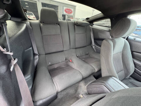 2014 Ford Mustang V6