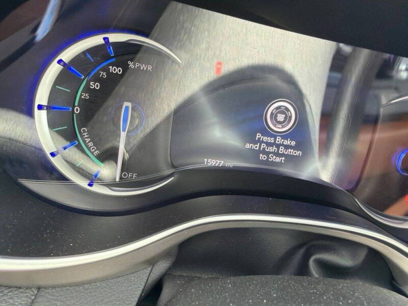 2025 Chrysler Pacifica Plug-In Hybrid Pinnacle