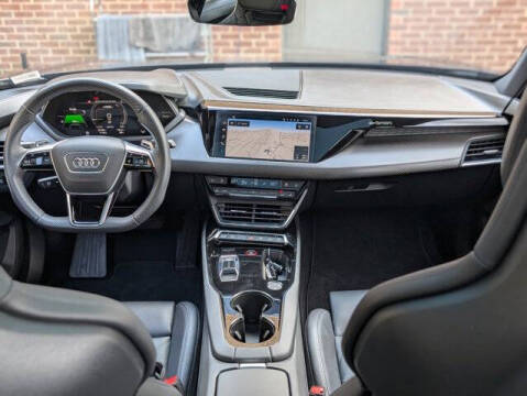 2023 Audi e-tron GT quattro Prestige