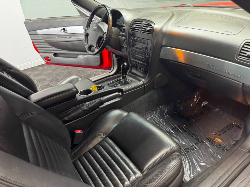 2002 Ford Thunderbird Deluxe