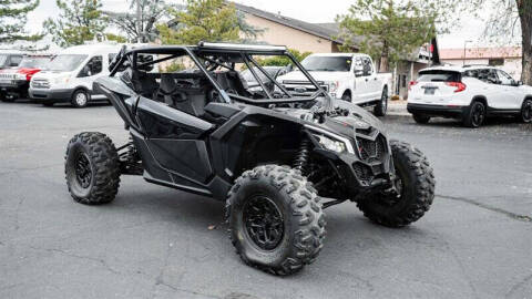 2017 Can-Am Maverick X3