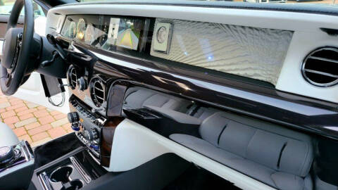 2019 Rolls-Royce Phantom EWB