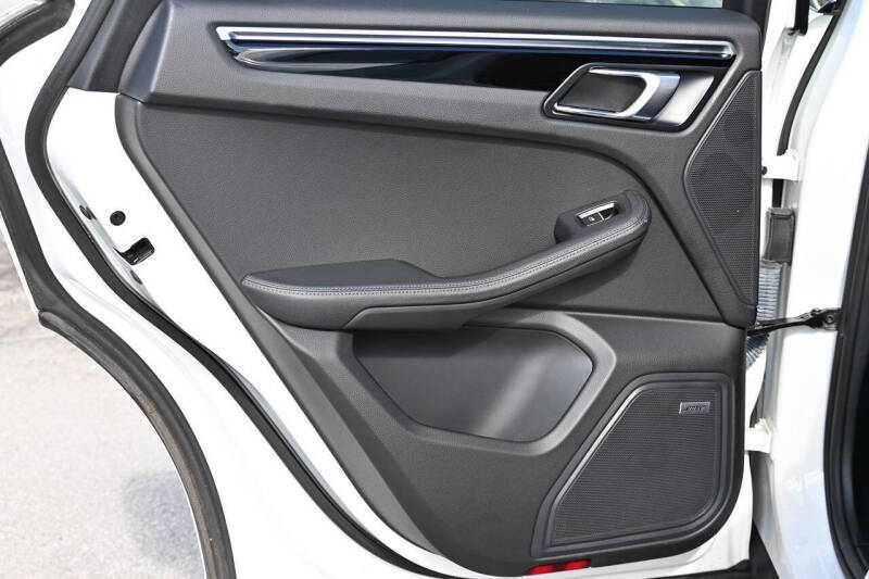 2021 Porsche Macan S