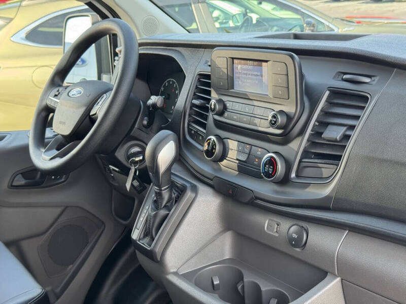 2025 Ford Transit