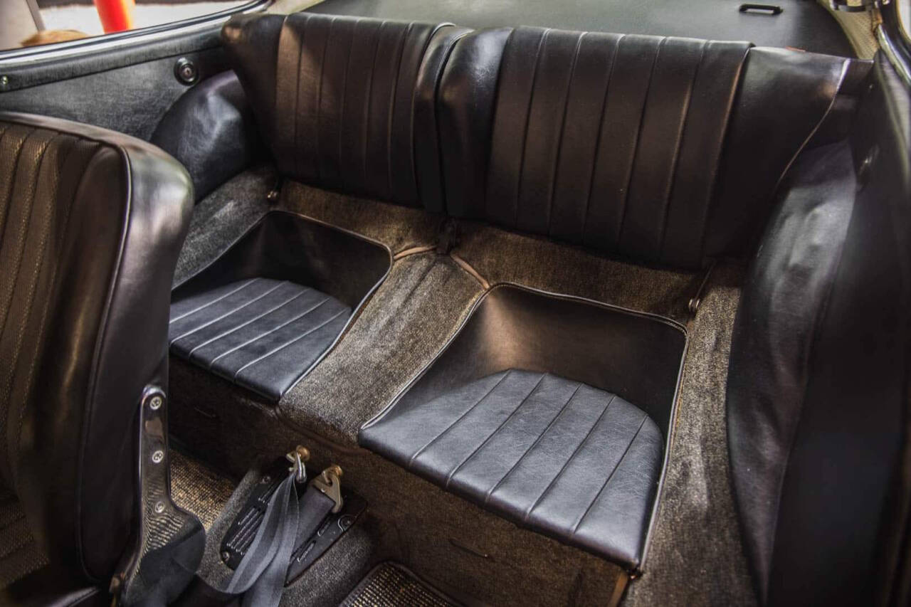 1966 Porsche 911 17