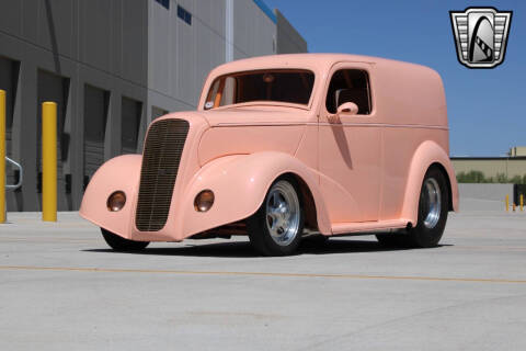 1950 Ford Anglia Thames