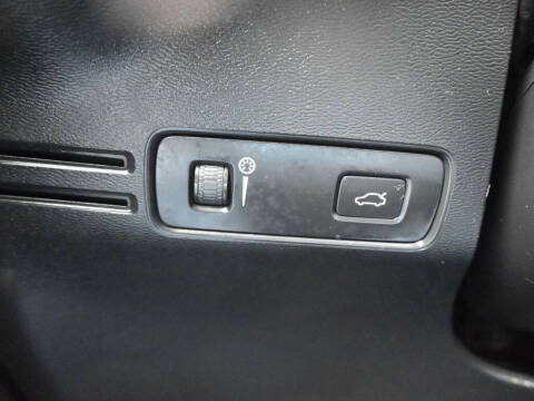 2021 Volvo XC40 T5 Momentum