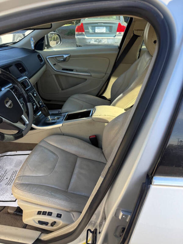 2012 Volvo S60 T5