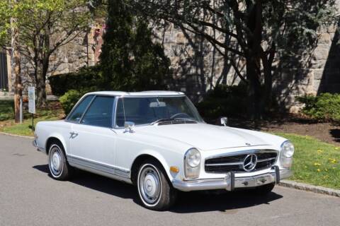 1969 Mercedes-Benz 280-Class for sale at Gullwing Motor Cars Inc in Astoria NY