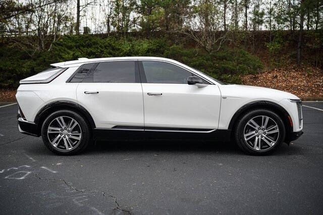 2024 Cadillac LYRIQ Tech