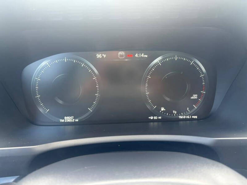 2019 Volvo XC90 T6 Momentum