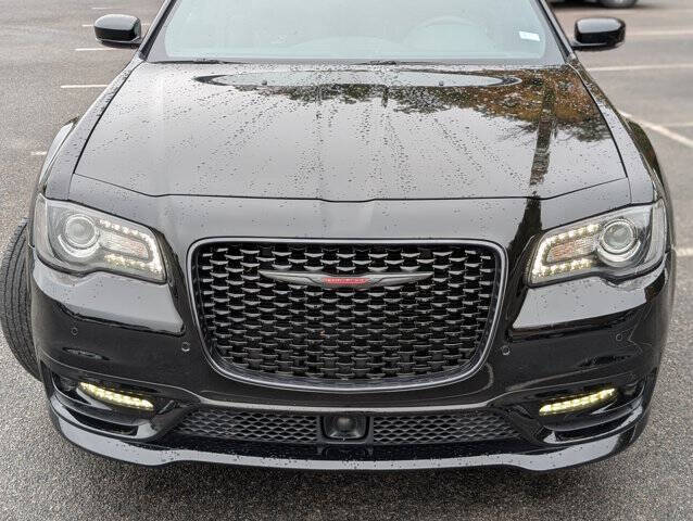 2023 Chrysler 300 S V8
