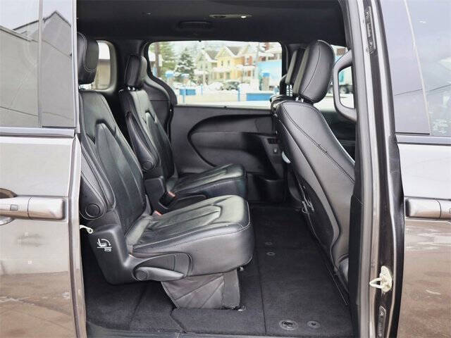 2019 Chrysler Pacifica Touring L Plus