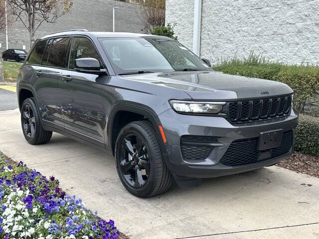 2022 Jeep Grand Cherokee Altitude