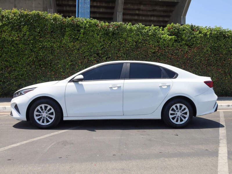 2023 Kia Forte LX