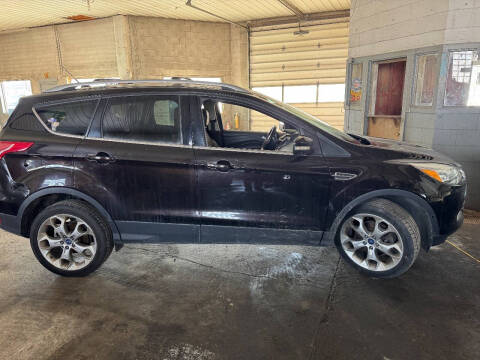 2013 Ford Escape for sale at BEAR CREEK AUTO SALES in Spring Valley MN