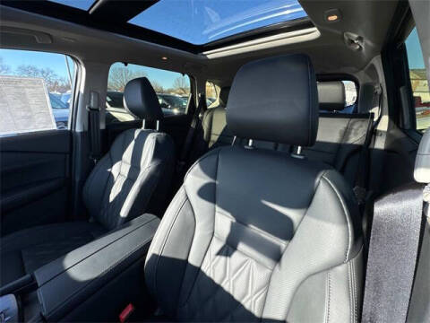 2025 Nissan Rogue Platinum