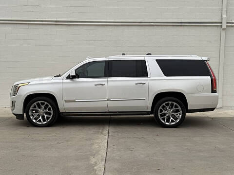 2017 Cadillac Escalade ESV Premium Luxury