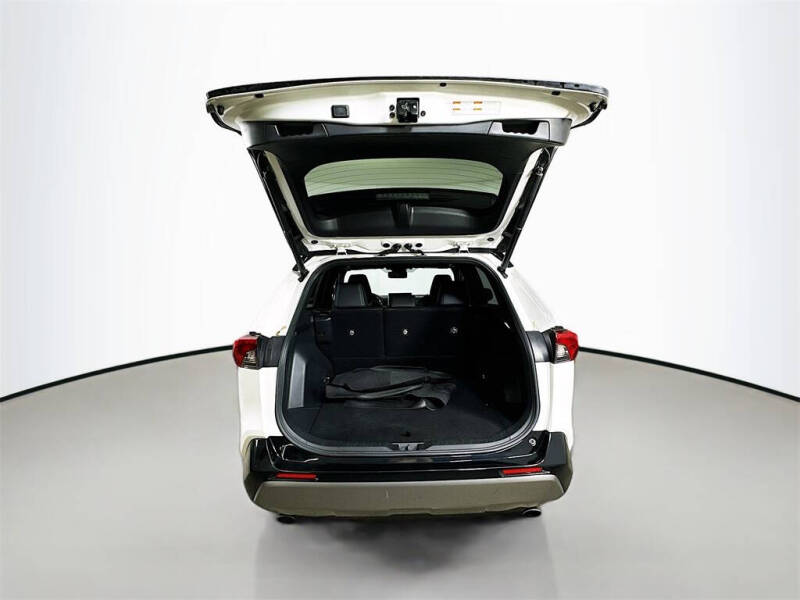 2019 Toyota RAV4 Hybrid XSE