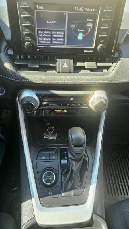 2021 Toyota RAV4 Hybrid XLE