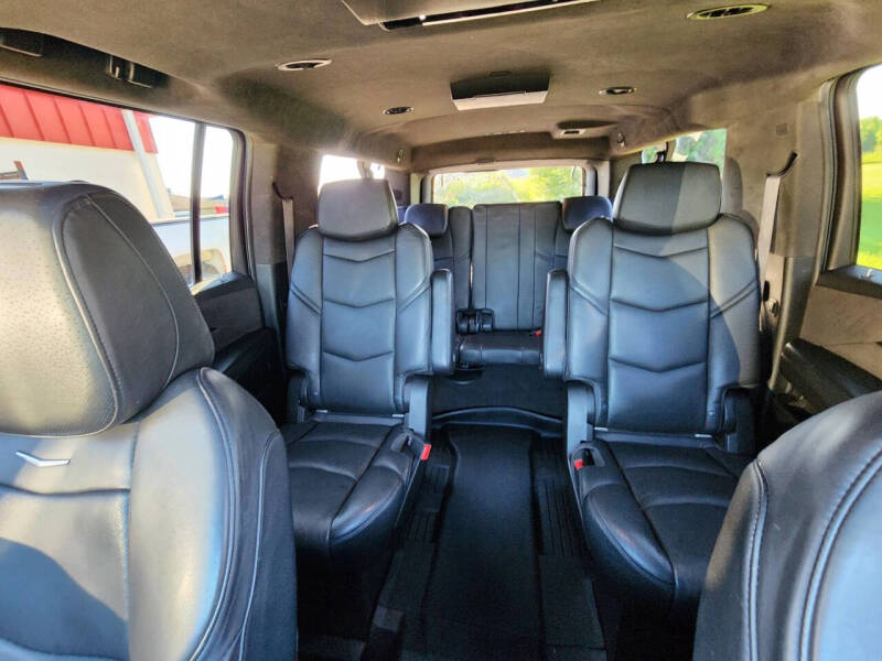 2017 Cadillac Escalade ESV Platinum