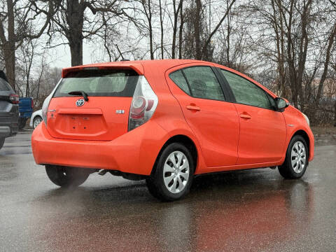 2014 Toyota Prius c Four