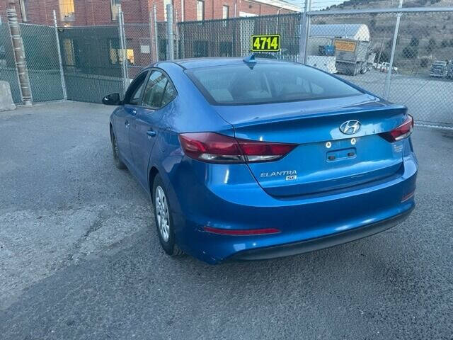 2017 Hyundai Elantra SE photo 5