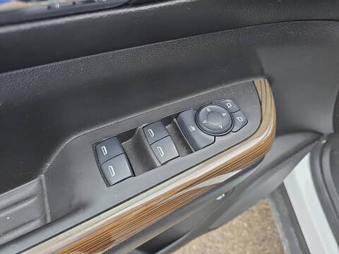 2017 GMC Acadia SLE-2