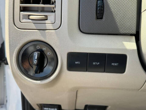 2011 Ford Escape XLS