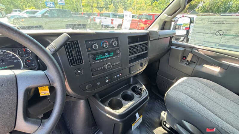 2026 Chevrolet Express 2500