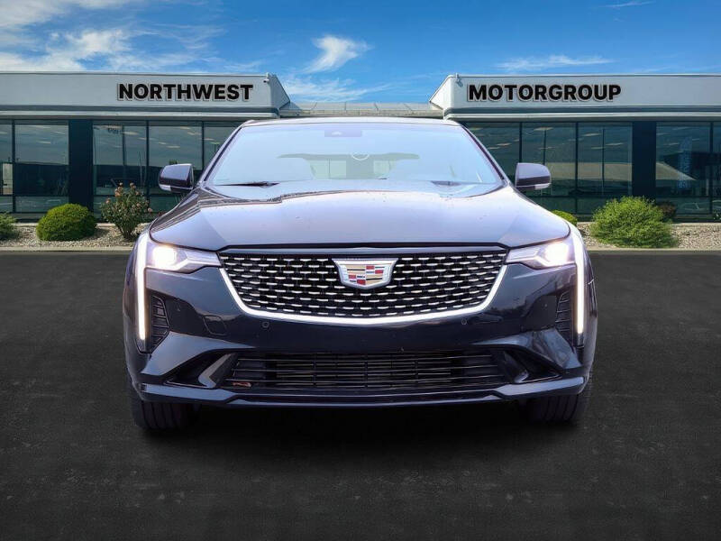 2024 Cadillac CT4 Premium Luxury