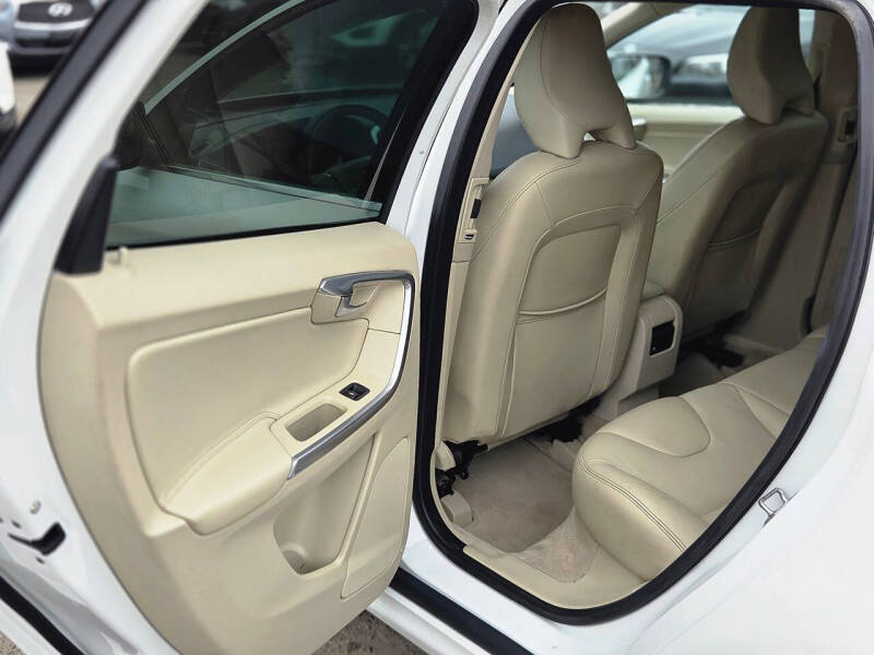 2016 Volvo XC60 T5 Drive-E Premier