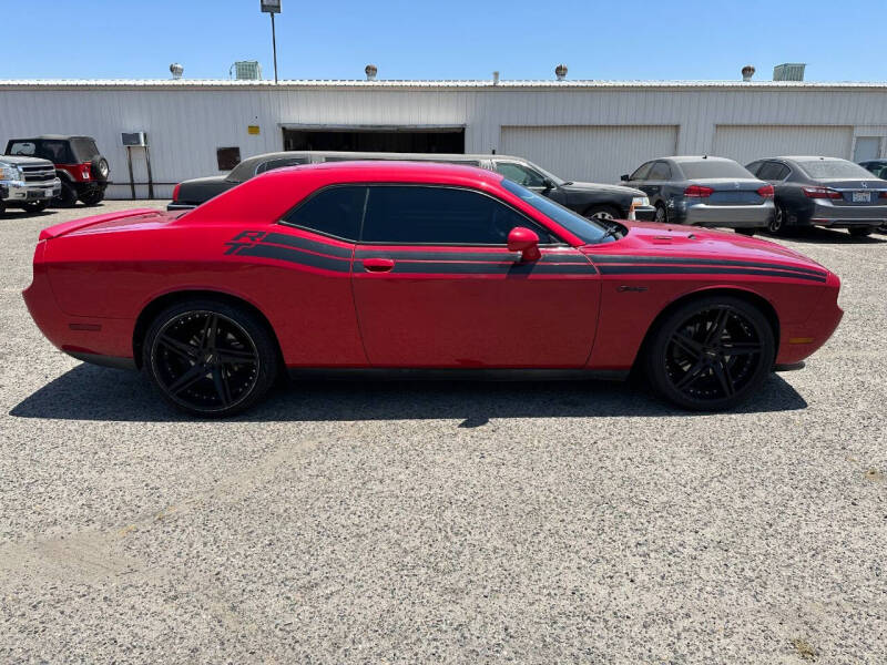 2012 Dodge Challenger R/T Plus