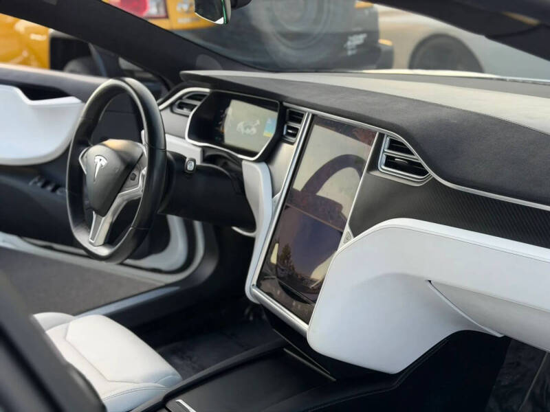 2017 Tesla Model S