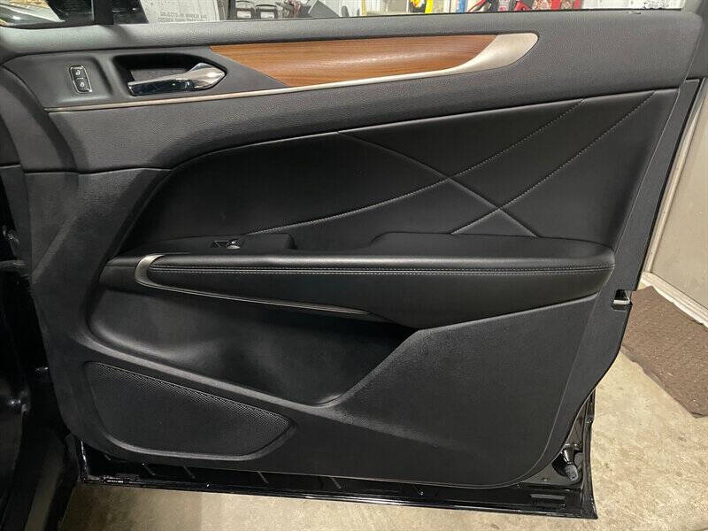 2017 Lincoln MKC Select