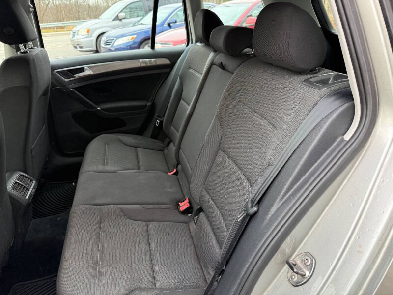 2016 Volkswagen Golf SportWagen TSI S