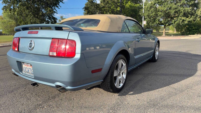 2007 Ford Mustang