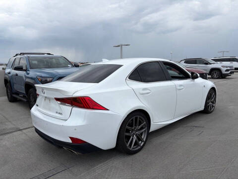 2019 Lexus IS 300