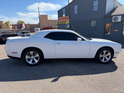 2021 Dodge Challenger SXT