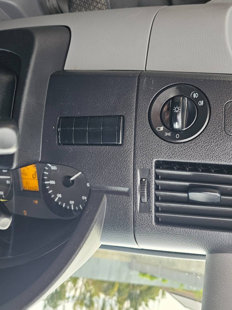 2015 Mercedes-Benz Sprinter 25